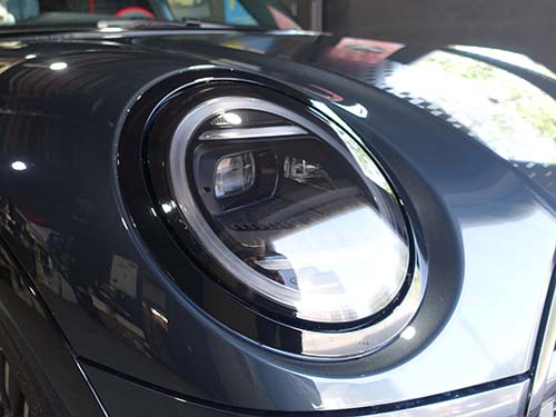 ブラックグレーのプロテクションフィルム施工