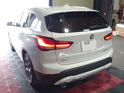 BMW X1 (F48)のデイライトが茶色く発光?LEDモジュール交換とアクリル修理で復活!