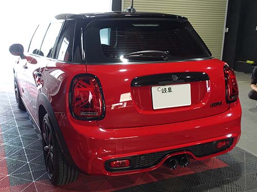 ミニ純正LCI2サイドフラッシャーでLED化!F55クーパーSをスタイリッシュに