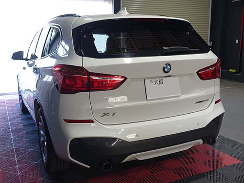 夜間のヘッドライト自動点灯を防ぐ!BMW X1(F48)コーディングで解決
