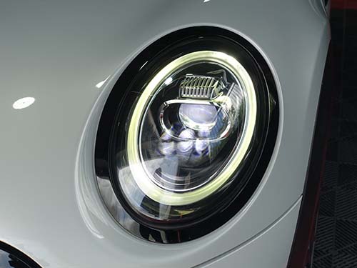 LCIモデル用LEDヘッドライト装着