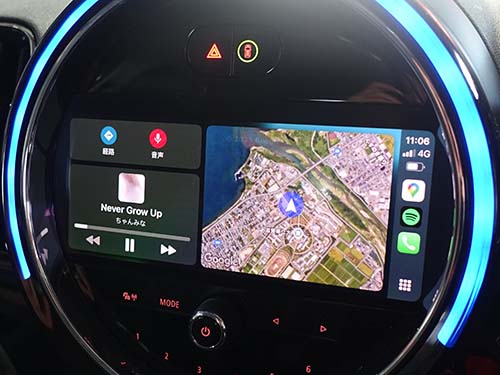 Apple CarPlay フルスクリーン表示