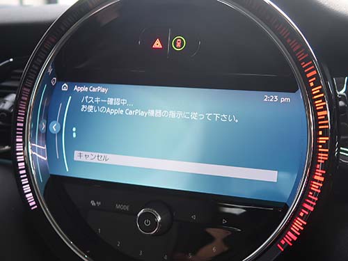 MINIのApple CarPlayはワイヤレス接続