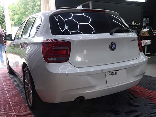 BMW 116i 前期型(F20)にAGMバッテリー交換&HIDフォグ装着&コーディング施工