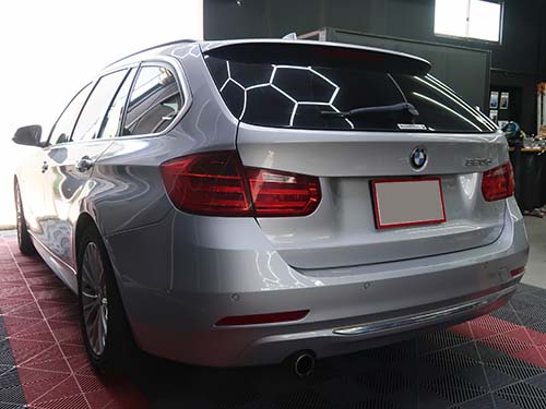 【BMW 3シリーズ】画面が映らない…NO SIGNAL表示の原因と修理内容