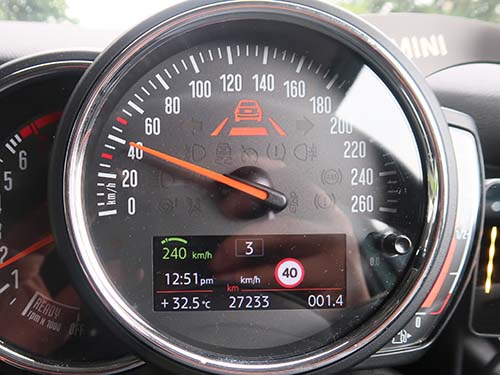 ACCの作動上限を240km/hに引き上げ