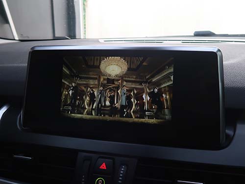BMW純正のCD/DVDスロットを後付