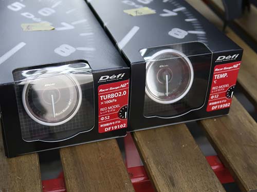 Defi製RacerGauge N2+