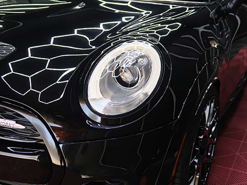 前期モデルのLEDヘッドライト