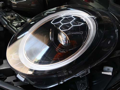 LCI2モデル用のインナーブラック仕様LEDヘッドライトへ換装