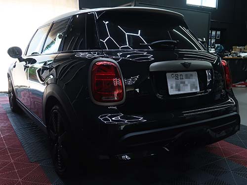 【MINI F55】LCI2×ハンドブレーキ仕様にACC後付！STOP&GO機能も完全動作！