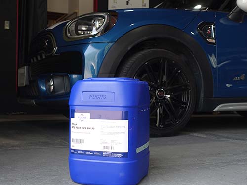 FUCHS製 TITNA GTI FLEX C23 SAE 5W-30