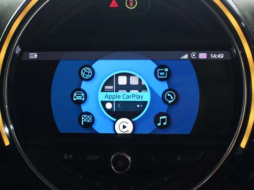 AppleCarPlayをフルスクリーン表示で有効化