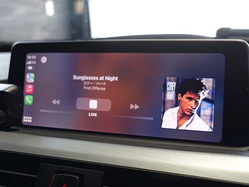 AppleCarPlayをフルスクリーン表示で利用可能