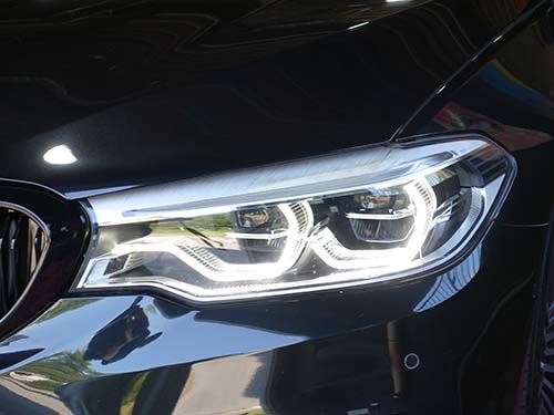BMW 5シリーズ G30 デイライト発光