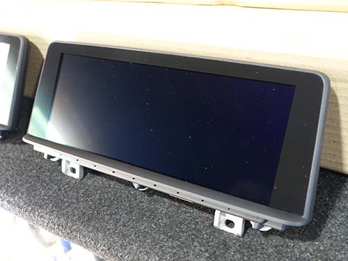 BMW純正中古モニター交換修理