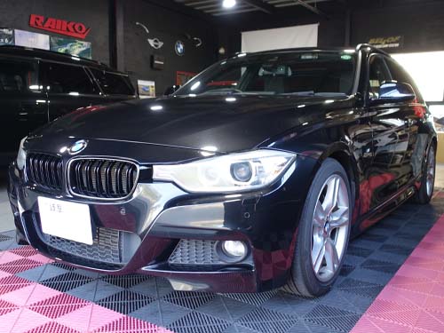 BMW モニター修理|F31 335i モニター内部の気泡模様を純正中古モニター交換で修理