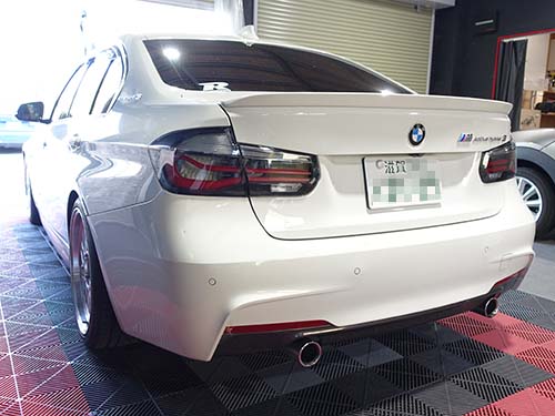 前期のBMW F30 テールライトをLCI化|Mパフォーマンステールライト後付装着