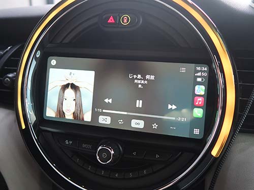 Apple CarPlayのフルスクリーン表示化