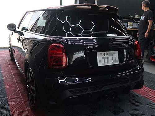 ミニ シーケンシャルウインカー|ユニオンジャックテールの流れるウインカー