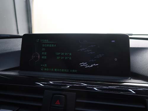 ナビ、バックカメラ、ラジオ、USBオーディオ、Bluetoothといった全機能が復活