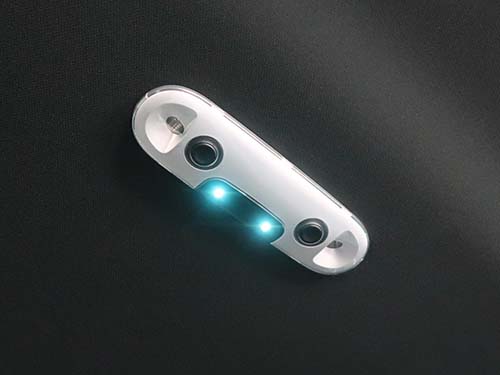 5ドア用ミニ純正LEDルームライトを流用装着