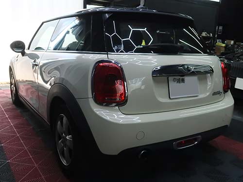 2016年式 MINI F56 車両動き出し注意の警告を短時間&低コストで解決