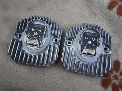 LEDモジュールをBMW純正新品に交換