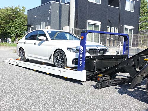 BMW 5シリーズ G30 車検検査場へGO!