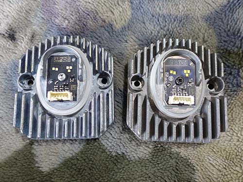 BMW純正新品のデイライト用LEDモジュールを交換