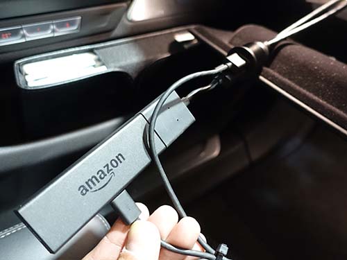 Amazon Fire TV Stickを接続し動作確認