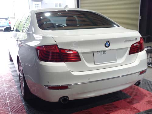 BMW 5シリーズセダン（F10) LCI アクティブハイブリッド5