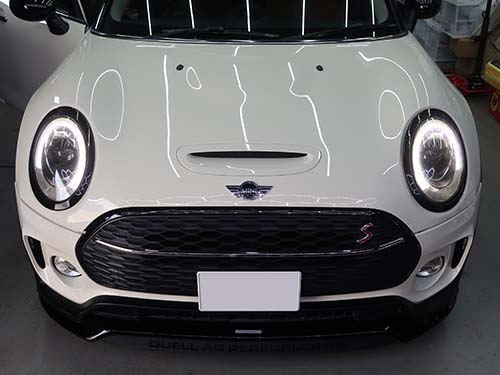 前期モデルのヘッドライト
