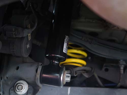 車高調サスペンションキット装着
