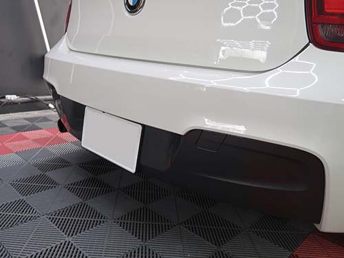 BMW F20 バックカメラを装着