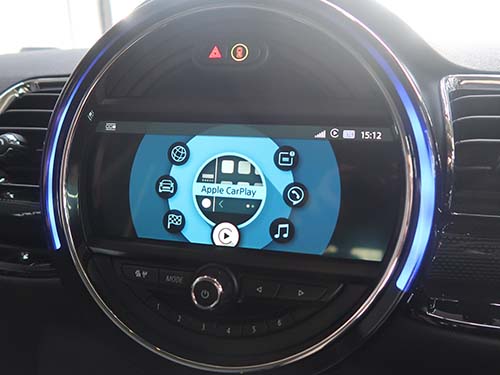 MINI F54 クラブマン アップルカープレイ