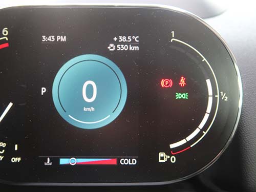 ライトスイッチを「AUTO」でロービーム点灯中にスイッチを押す