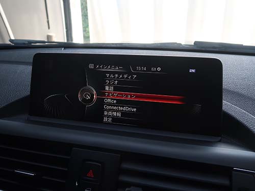 BMW 2シリーズ F22 モニター修理