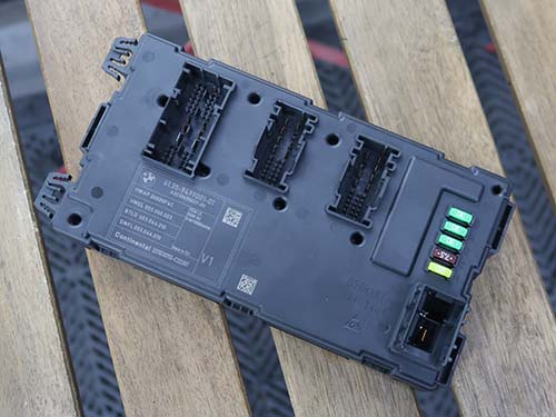 BMW純正新品REM