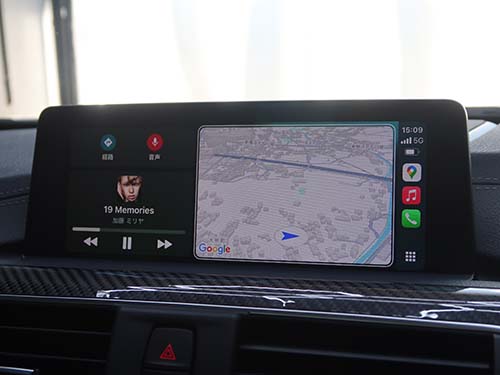 BMW F80 M3 アップルカープレイ有効化