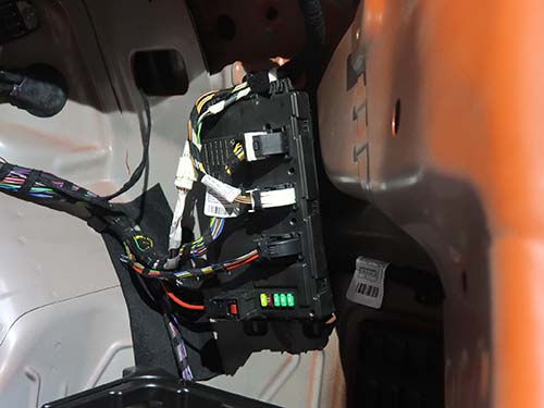 BMW コンピューター交換(REM)の交換