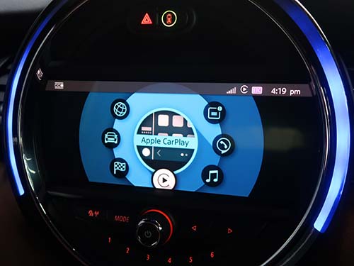 純正Apple CarPlayの有効化