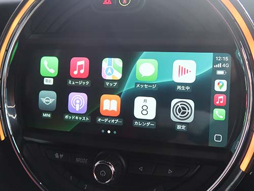 フルスクリーン仕様のAppleCarPlay
