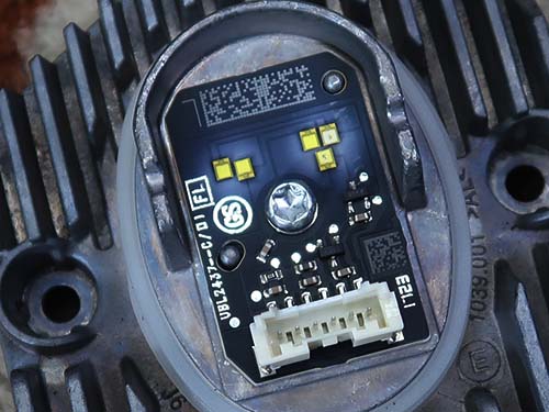LEDモジュールにも微細なダメージ