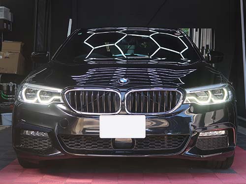 BMW ヘッドライト不点灯修理前に見られた輝度低下は完全に解消