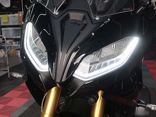 BMW R1250RS デイライト発光