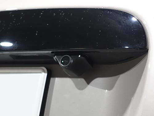 ベロフ製デジタルインナー型3カメラドライブレコーダー(NVS502) 装着