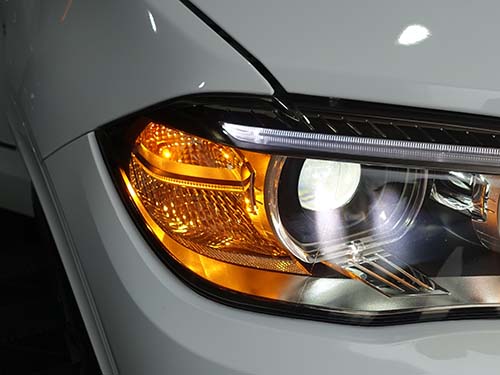 BMW X5 F15 コーディング｜フロントウインカー球切れチェックキャンセル