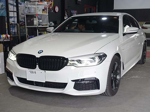 BMW 5シリーズセダン(G30) 530i