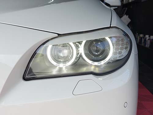 BMW 5シリーズ F10 デイライト発光